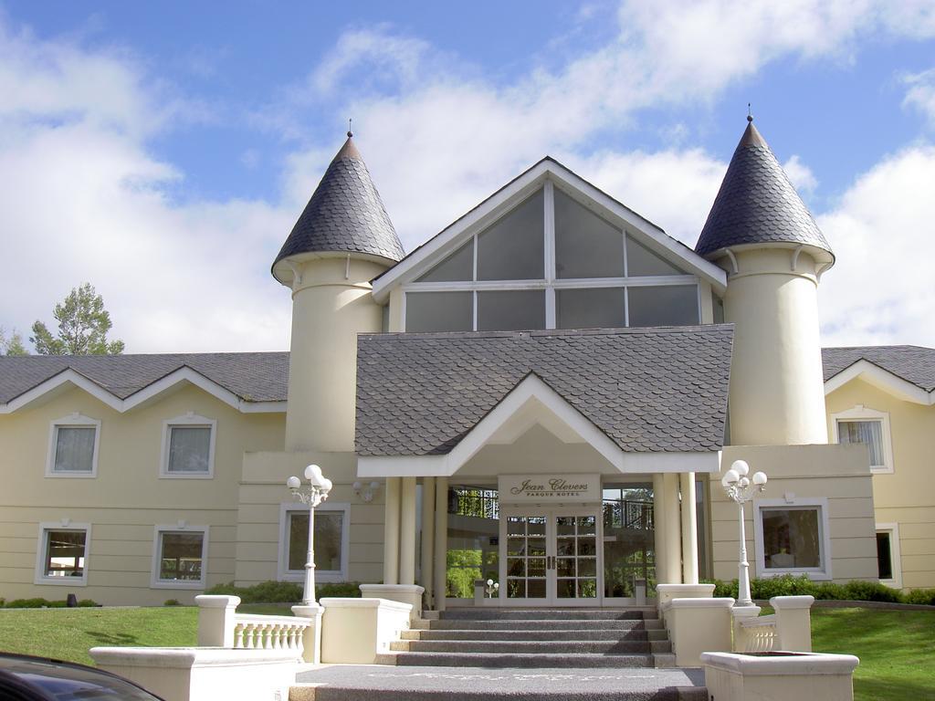 Parque Hotel Jean Clevers Punta del Este Exteriér fotografie The main entrance of the hotel