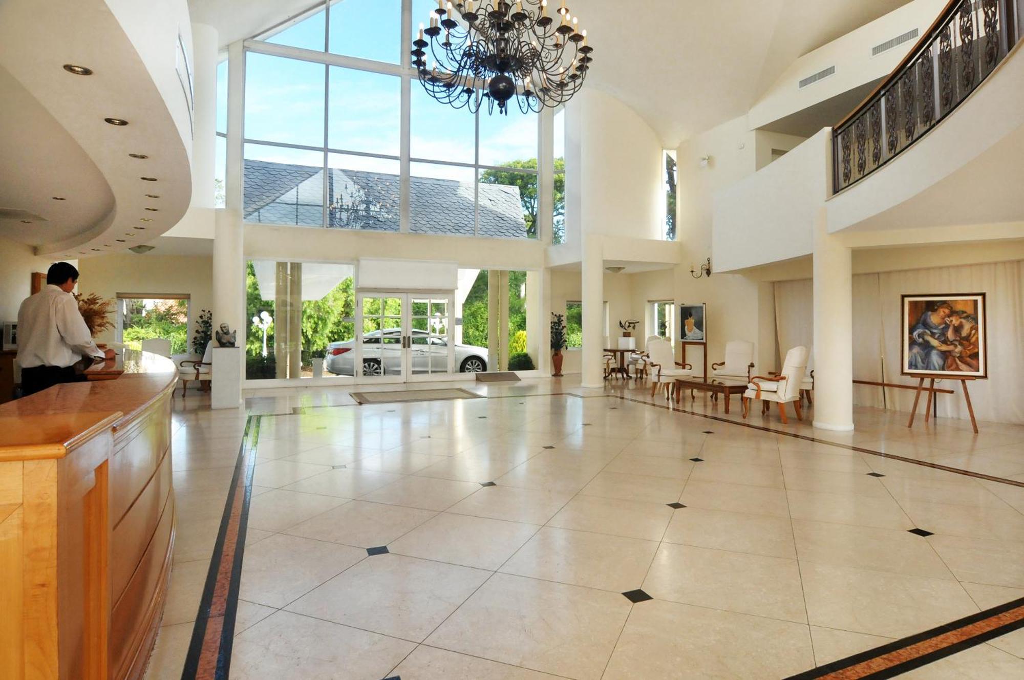 Parque Hotel Jean Clevers Punta del Este Exteriér fotografie The lobby of the hotel