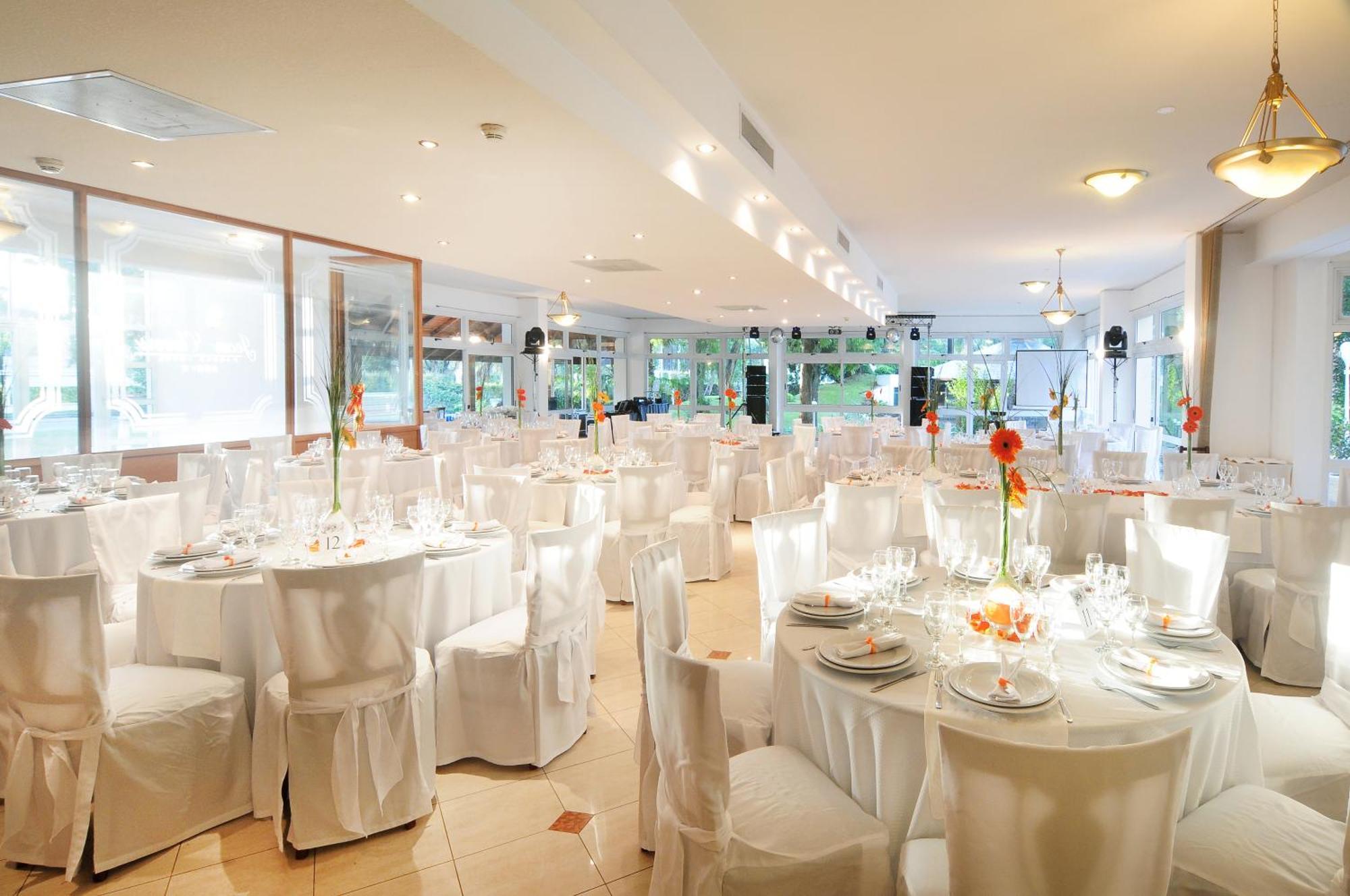 Parque Hotel Jean Clevers Punta del Este Exteriér fotografie The interior of the restaurant