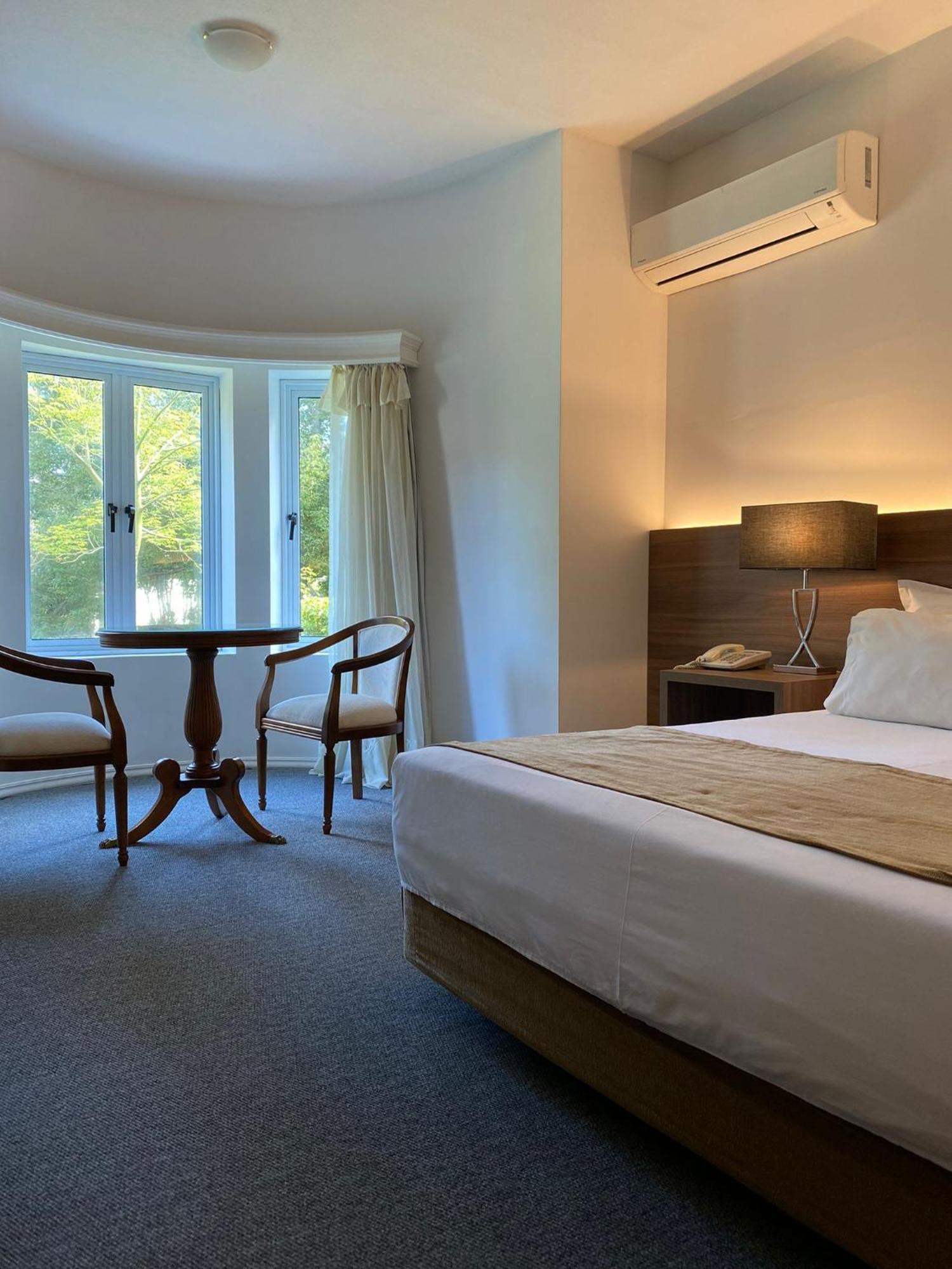 Parque Hotel Jean Clevers Punta del Este Exteriér fotografie A room at the hotel