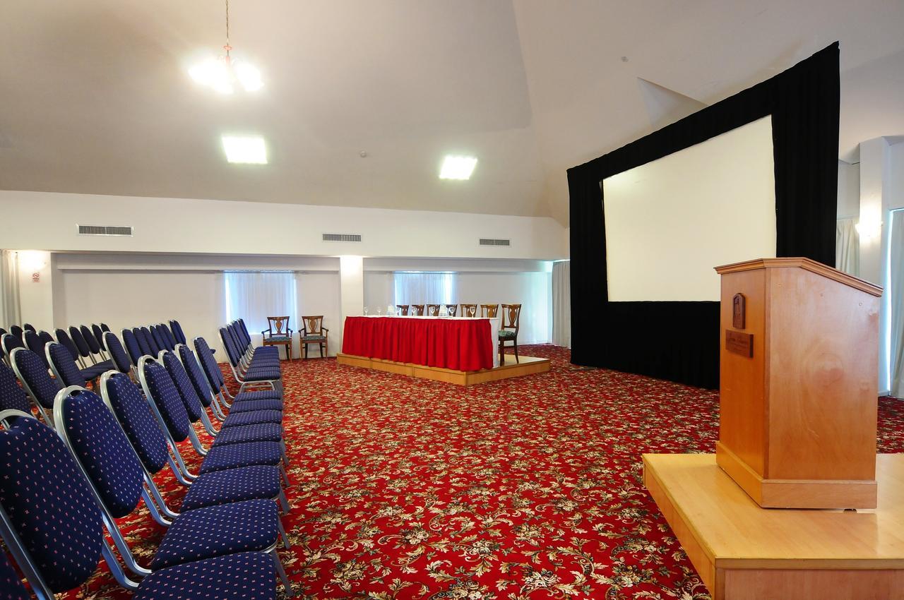 Parque Hotel Jean Clevers Punta del Este Exteriér fotografie The main conference room