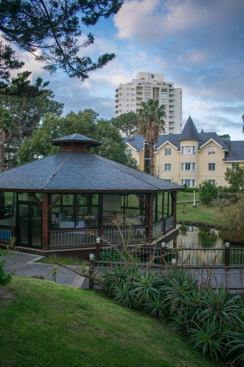 Parque Hotel Jean Clevers Punta del Este Exteriér fotografie The resort's main building