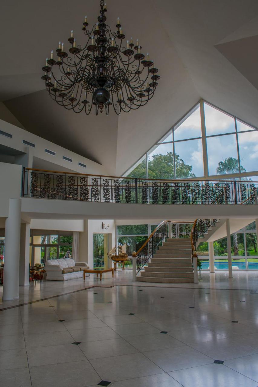 Parque Hotel Jean Clevers Punta del Este Exteriér fotografie Interior of the hotel